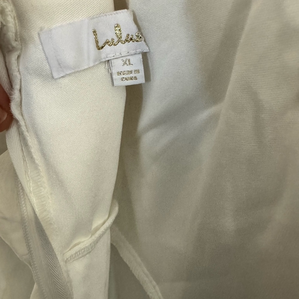 White Organza Embroidered Pleated Maxi Dress NEW Size XL - Picture 11 of 14